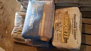 lot 526 image: (7) Bags Precision Grout, Spec Mix Stone Veneer, Coating Cement