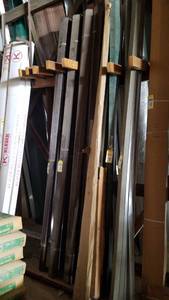 lot 530 image: 75 Steel Drip Edge  Corner Approx 3 x 2 x 120