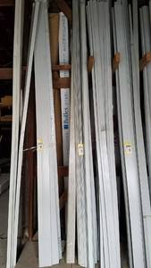 lot 566 image: (9) Drip Edge , (5) Fascia Starter Under Eave and (7) Closure and Door Guides