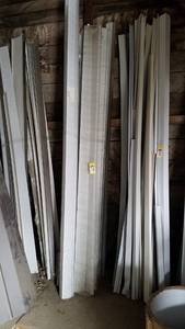 lot 577 image: Large Lot of Misc. Steel Edge and Trim Pieces