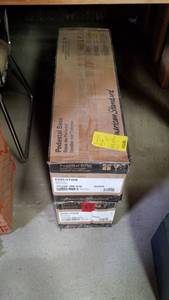 lot 614 image: (2) Pedestal Sink Bases - White