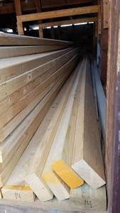 lot 620 image: (37) 2x4 Boards
