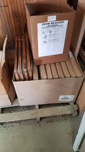 lot 301 image: Furnace Filters