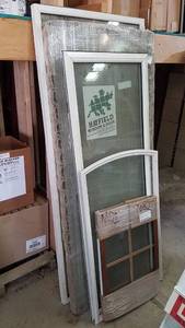 lot 307 image: Lot of 5 Misc. Window Replacement Glass, Panel and More
