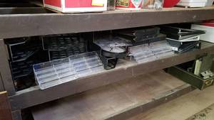 lot 327 image: Large Lot of Office Organizers and Binders