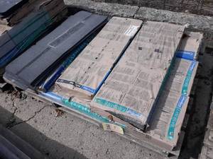 lot 7 image: 6 Bundles Certainteed Landmark Cobblestone Grey Shingles  2 Packs of Ridge