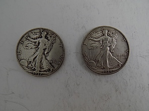 lot 81 image: 2 Walking Liberty Half Dollars