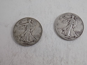 lot 85 image: 2 Walking Liberty Half Dollars