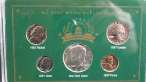lot 47 image: 1967 No Mint Mark Collection