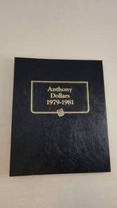 lot 60 image: 13 Susan B Anthony Dollars 1979-1981 2 Sacajawia Dollars
