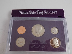 lot 95 image: 1987 United States Proof Set 5 Coins