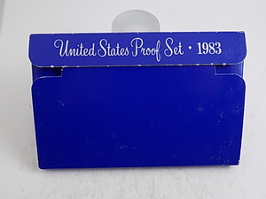 lot 104 image: 1983 US Mint Proof Set 5 coins