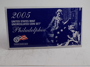 lot 115 image: 2005 US Mint Uncirculated 10 Coin Set Mint P