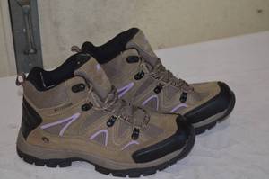 Sportsman 240 Boot and Shoe