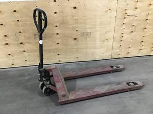 Red Pallet Jack - Works well