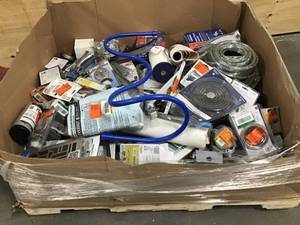 Home Depot Gaylord filled with small Store RETURNS