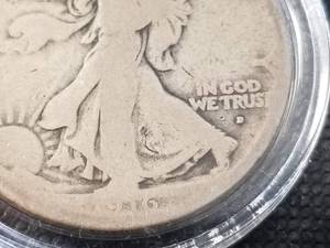 1916-D WALKING LIBERTY HALF DOLLAR IN AIRTITE