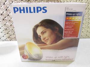 lot 27 image: Philips Wake-Up Light  FS...