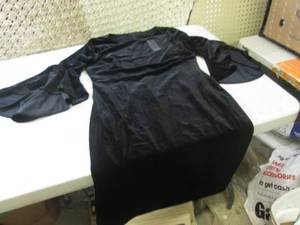 lot 70 image: Vfshow Black XXL Dress New with Tag...