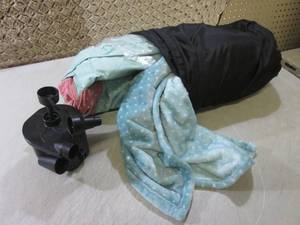 lot 71 image: Airbed with Pump and Blanket in Bag...