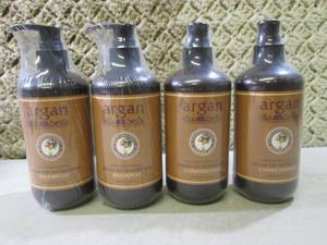 lot 105 image: 4 Bottles of Argan Dia Bella Profes...