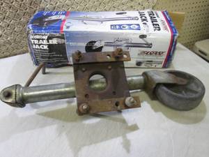 lot 121 image: Trailer Jack  G-1...