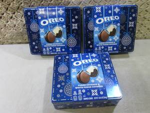 lot 153 image: 3 Tins of Oreo Fudge Covered and Wh...