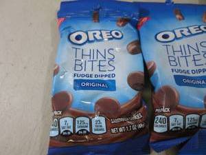 lot 183 image: 12 Bags of Oreo Thin Bites Fudge Di...