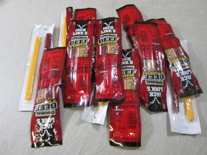 lot 201 image: 12 Jack Links Original Beef & Chees...