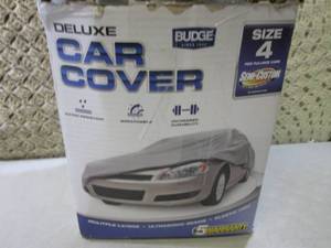 lot 226 image: Budge Deluxe Car Cover Size 4  F-0...