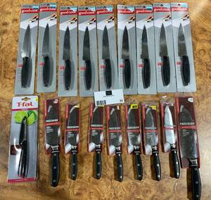 lot 25 image: HUGE Lot of 18 Various Kitchen Knives