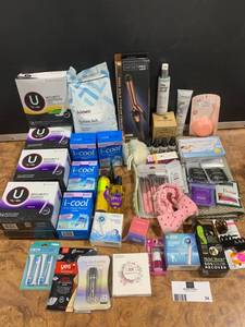 lot 34 image: MEGA LOT of Womens Health & Beauty Items 35 Items