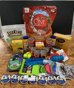 lot 44 image: 30 DOG ITEMS Dry & Canned Food, Shampoo, Collars, Bowls and MORE