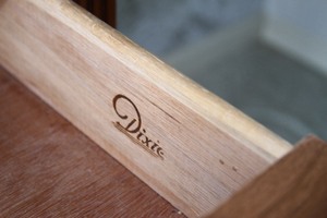 lot 39 image: Vintage Dixie Bedside Table with Drawer - Matches Dresser Item #38