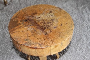 lot 46 image: Vintage  Antique Live Edge Style Root Walnut Wood  Wooden Small Round 3 Legged Side Table with Drawer
