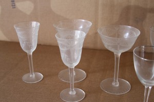 lot 49 image: Huge Lot of 25 Crystal & Glass Glassware