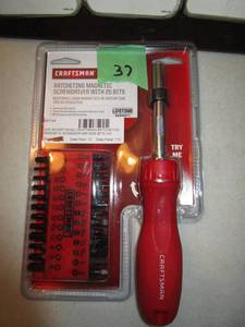 lot 37 image: Craftsman ratcheting Magnetic Screwdriver