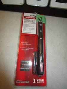 lot 67 image: Craftsman Combustible Gas Detector