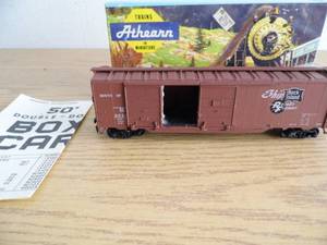 lot 61 image: Athern Train Car