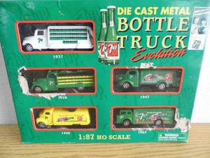 lot 65 image: 7up Die Cast Vehicles