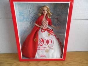 lot 82 image: Barbie - Happy Holidays