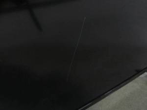 lot 761 image: TCL 43-Inch 4K Ultra HD Roku Smart LED TV 43S405