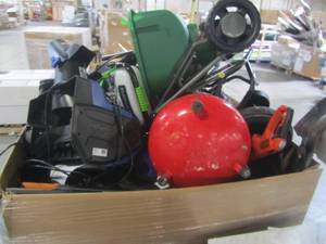 lot 239 image: WHOLESALE MIXED PALLET OF OUTDOOR POWER, SHOP EQUIPMENT AND GARAGE ITEMS