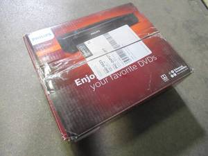 lot 828 image: Philips DVD Player (DVP2702F7)