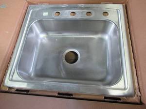 lot 834 image: KOHLER 25-in x 22-in Stainless Steel Single Bowl Undermount 4-Hole Residential Kitchen Sink 4011-4-NA - USED