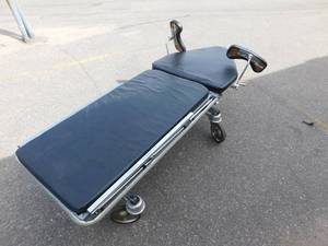 lot 4 image: Reliance M-701 Ophthalmology Chair