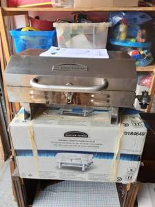 lot 48 image: Stainless Steel Portable Gas Grill