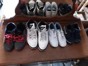 lot 58 image: 4-Pair Of Shoes