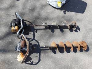 lot 23 image: 2-Magnum 49cc Ice Augers 1-Works1-For Repair Or Parts