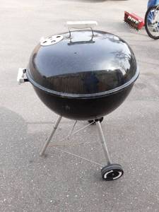 lot 12 image: Weber Charcoal Grill